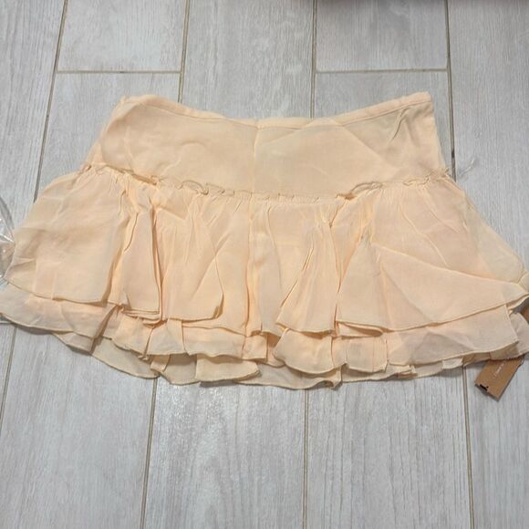 Reformation NWT skirt 0 cream - Picture 1 of 4